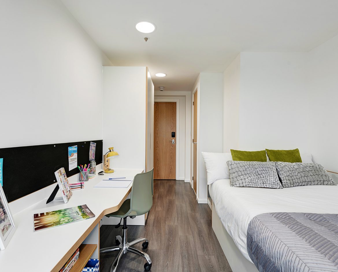 Ensuite Bedroom