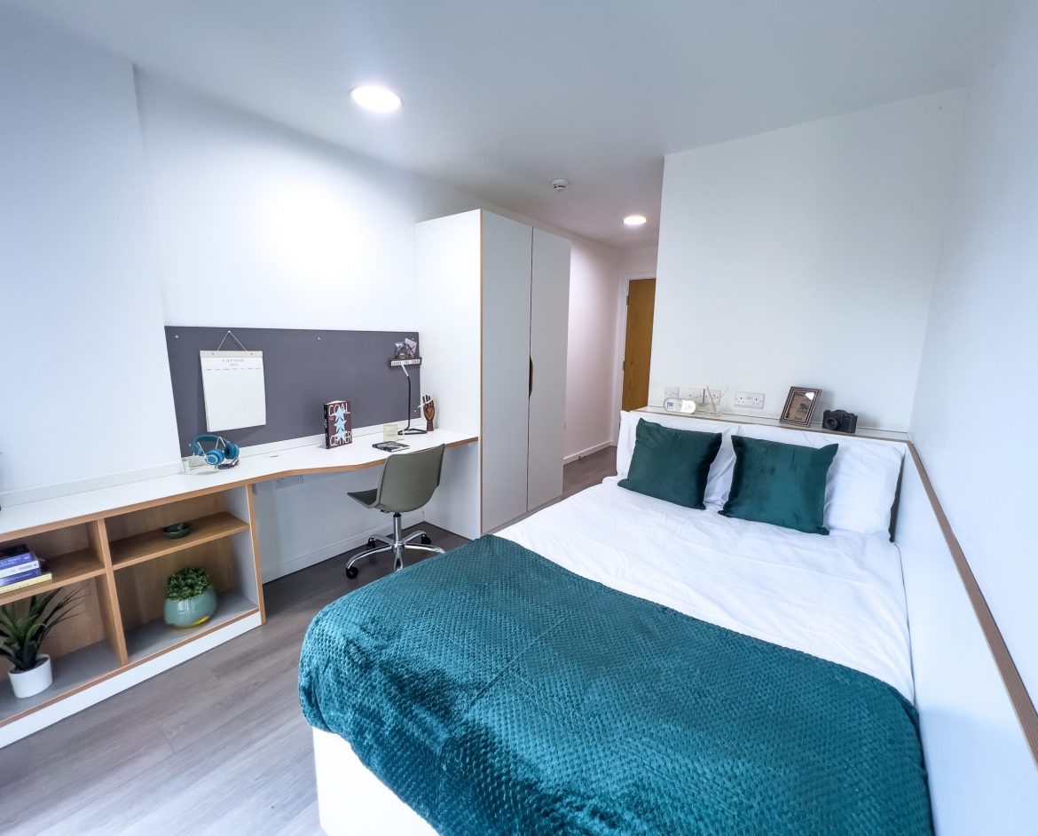 Ensuite Gold Plus