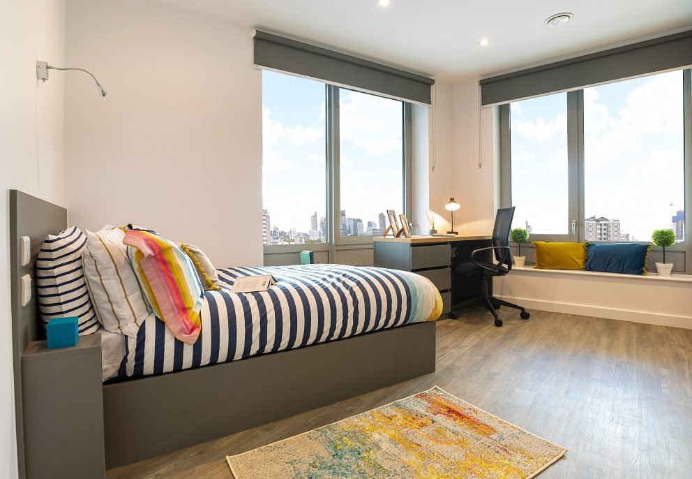 Studio bedroom